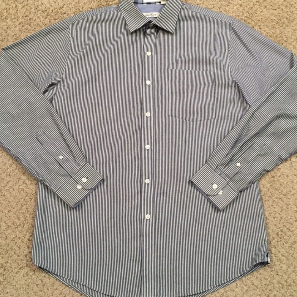 NWOT Van Heusen Men’s Navy Striped Button Down Shirt XXL